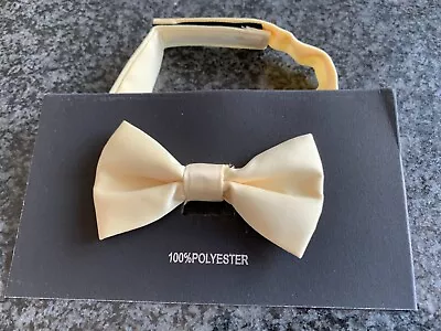 (FDX)- Polyester BOYS Pale Baby Yellow  Bow Tie > 60 Colours Available In Shop • £5.17